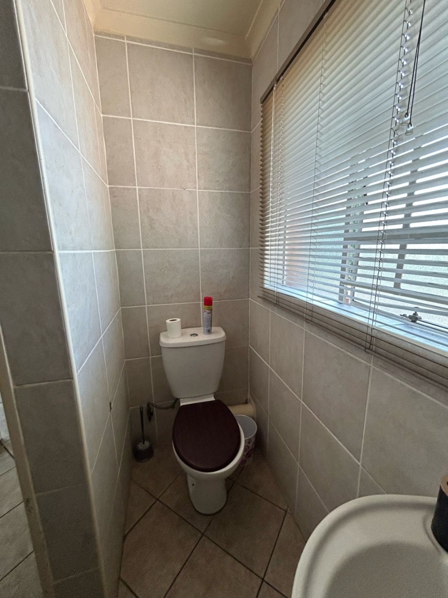 2 Bedroom Property for Sale in Vaalpark Free State